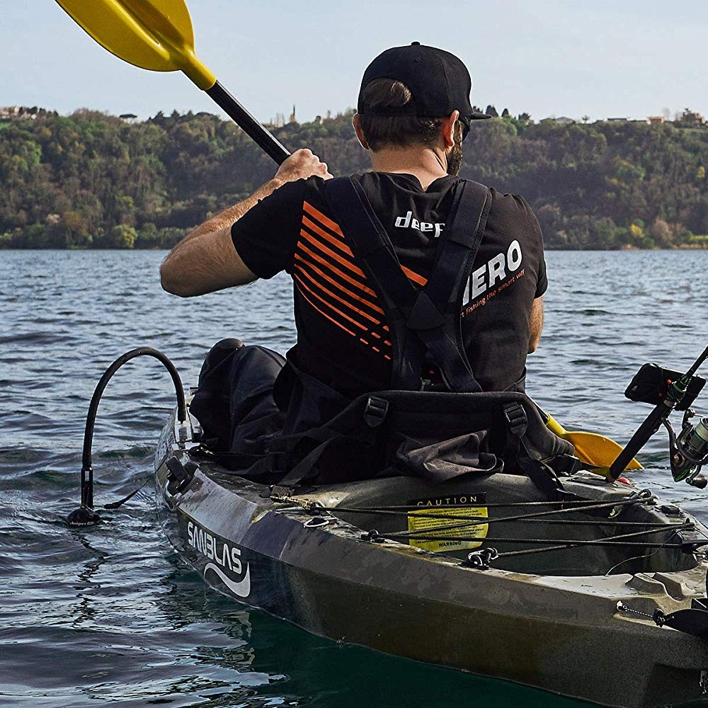 Роман Тихонов